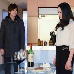 (左から)三浦翔平、仲間由紀恵/画像提供:関西テレビ