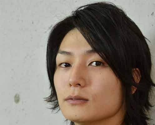 “イケメン王子”八神蓮、セミヌード解禁!「エロ本にはなりたくない」
