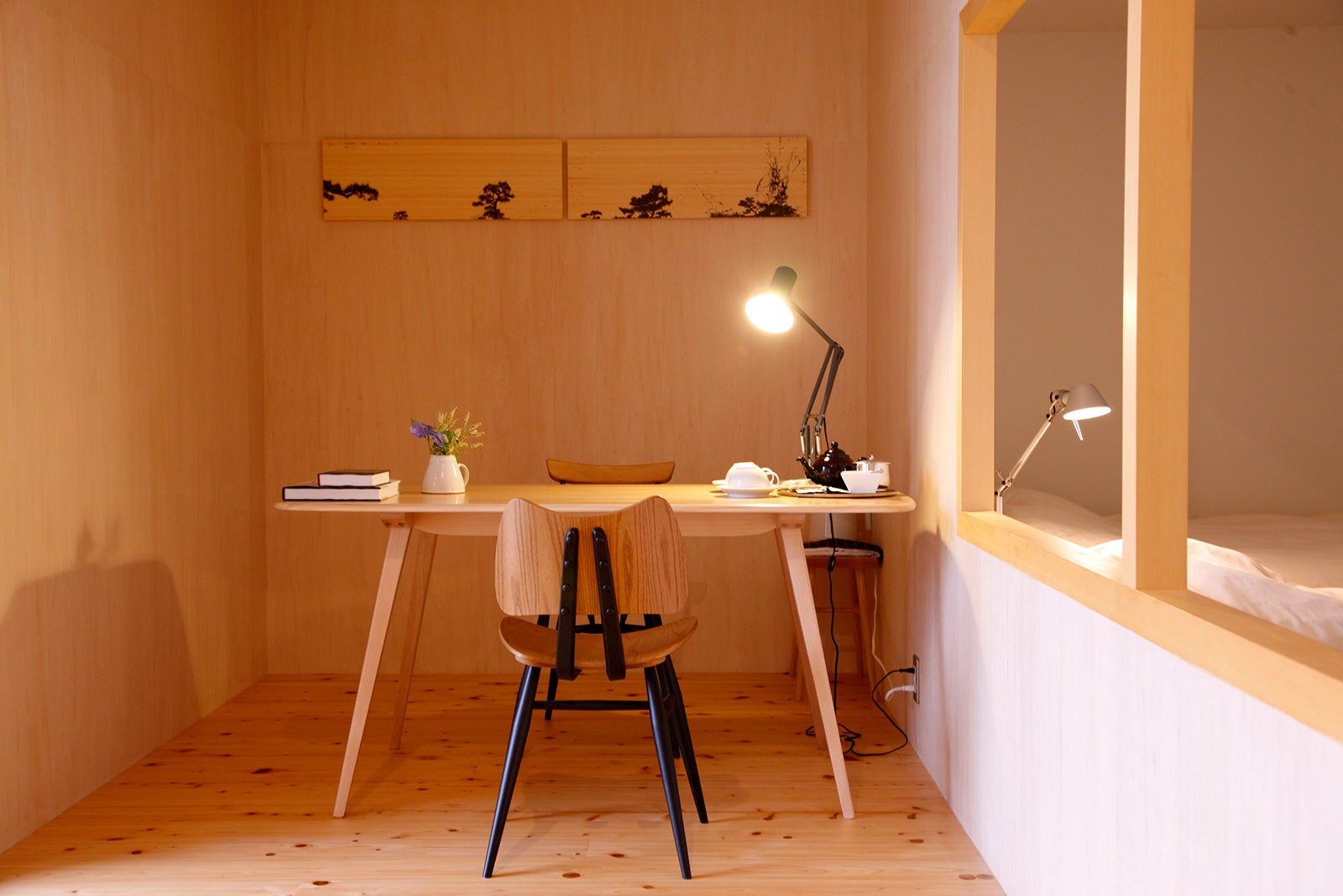 箱根本箱／画像提供：日本出版販売株式会社