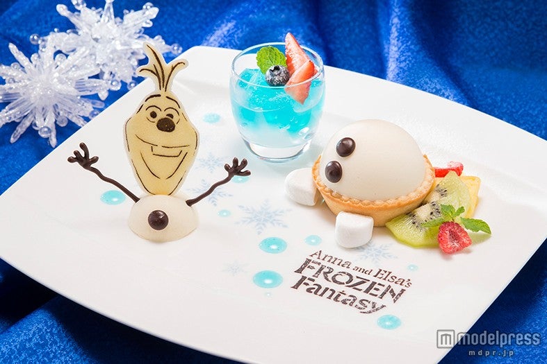 “アナとエルサのフローズンファンタジー”オラフデザートメドレー／（C）Disney