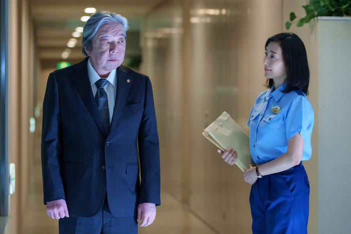 古田新太、木村多江「コーチ」第1話(C)「コーチ」製作委員会