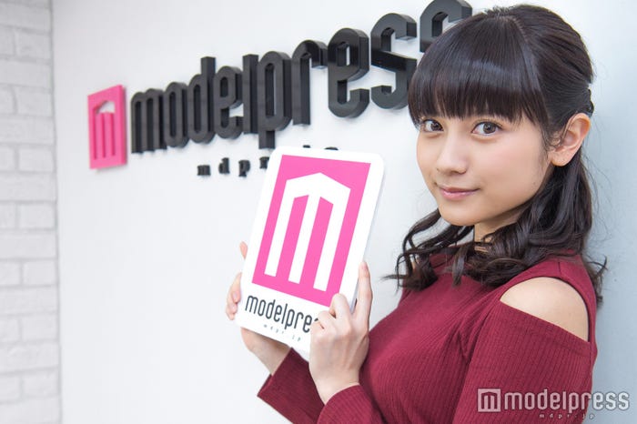 モデルプレスのインタビューに応じた桃月なしこ(C)モデルプレス