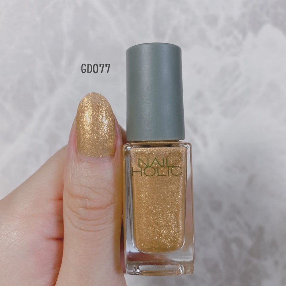 NAILHOLICGDO077
