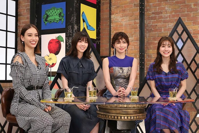 (左から)滝沢カレン、西野七瀬、長谷川京子、田中みな実(C)カンテレ