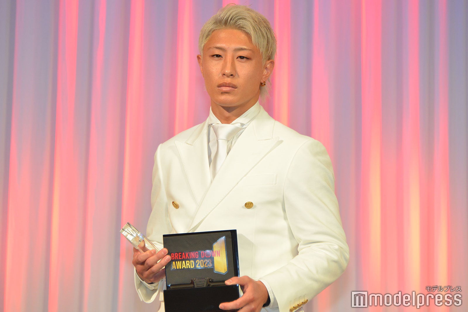 「技能賞」を受賞した冨澤大智（C）モデルプレス