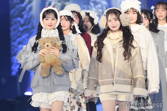 立花琴未、小川奈々子(C)モデルプレス