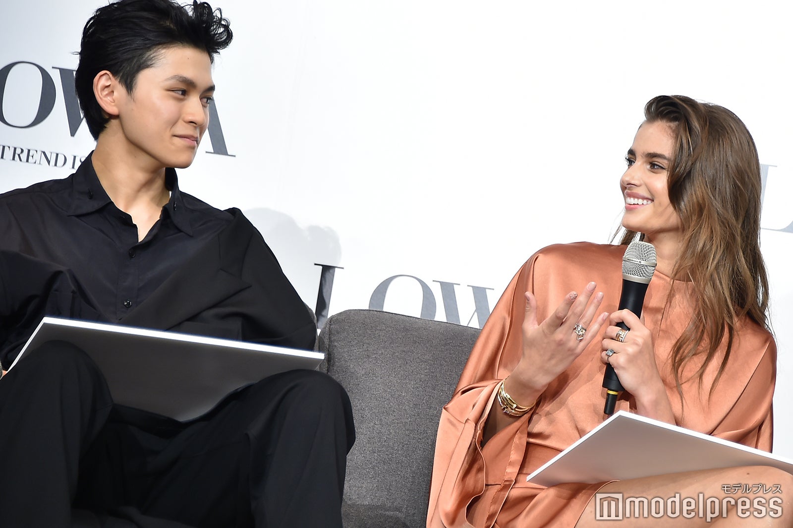 テイラー・ヒル、眞栄田郷敦 （C）モデルプレス