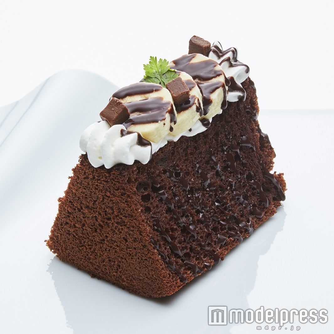 チョコレートシフォントースト キャラメルバナナ生クリーム￥490（税抜）／画像提供：ラフォーレ原宿