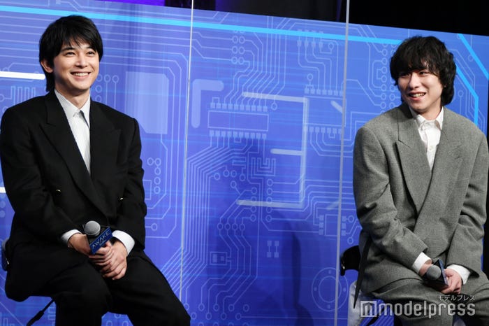 吉沢亮、落合モトキ(C)モデルプレス