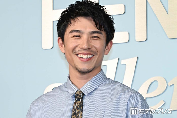 中尾明慶、“広くなった”新居で料理に意欲 妻・仲里依紗との上海ショーも回顧「もう二度と呼んでいただけないかと…」＜FENDI selleria＞