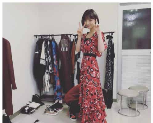 篠田麻里子、ほっそりウエストに注目集まる