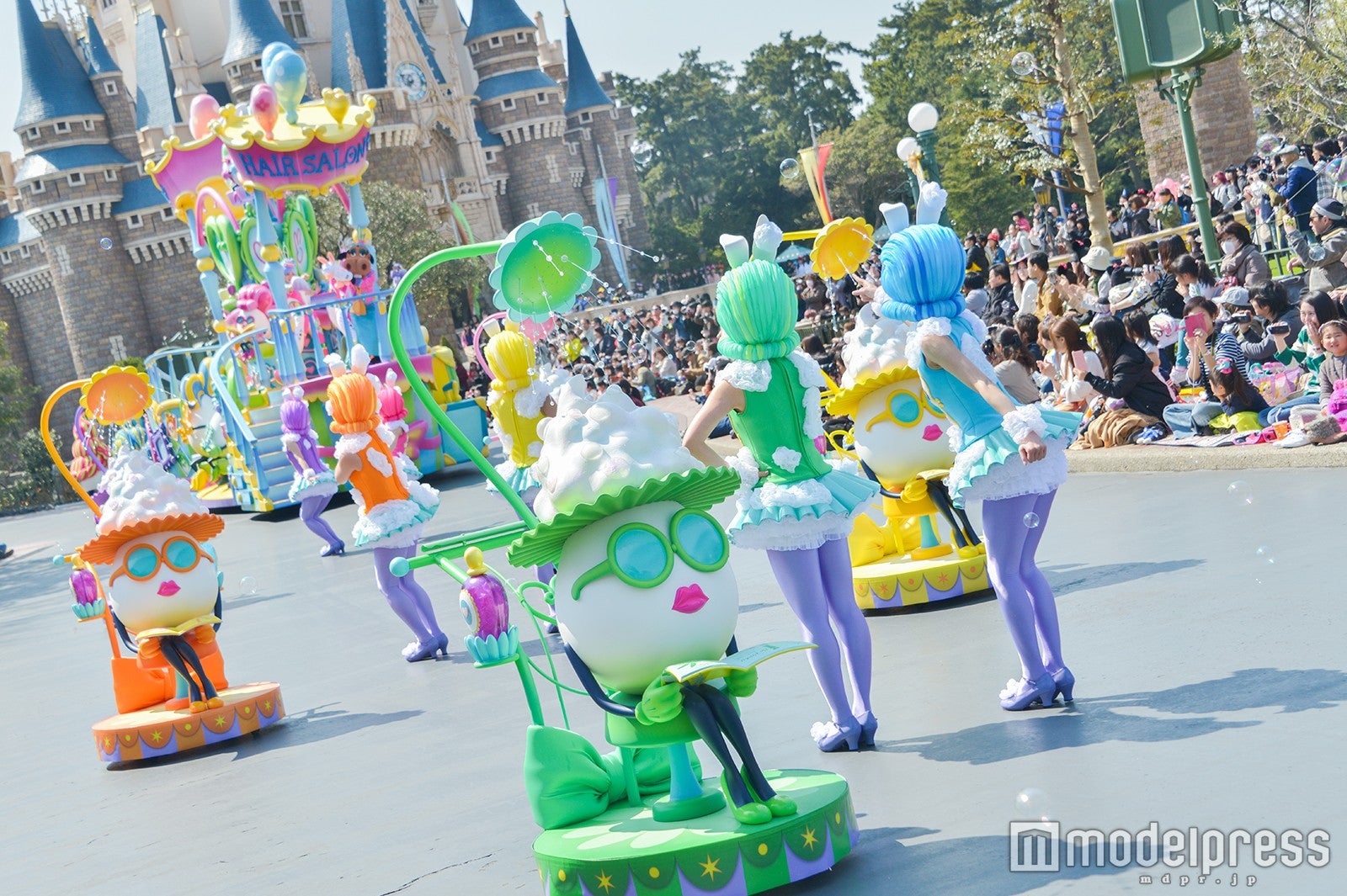 新パレード「うさたま大脱走！」（C）モデルプレス