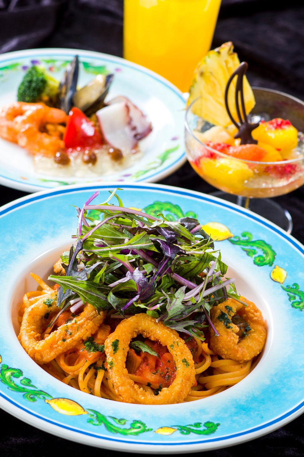 「カフェ・ポルトフィーノ」スペシャルセット 1,880円  （C）Disney