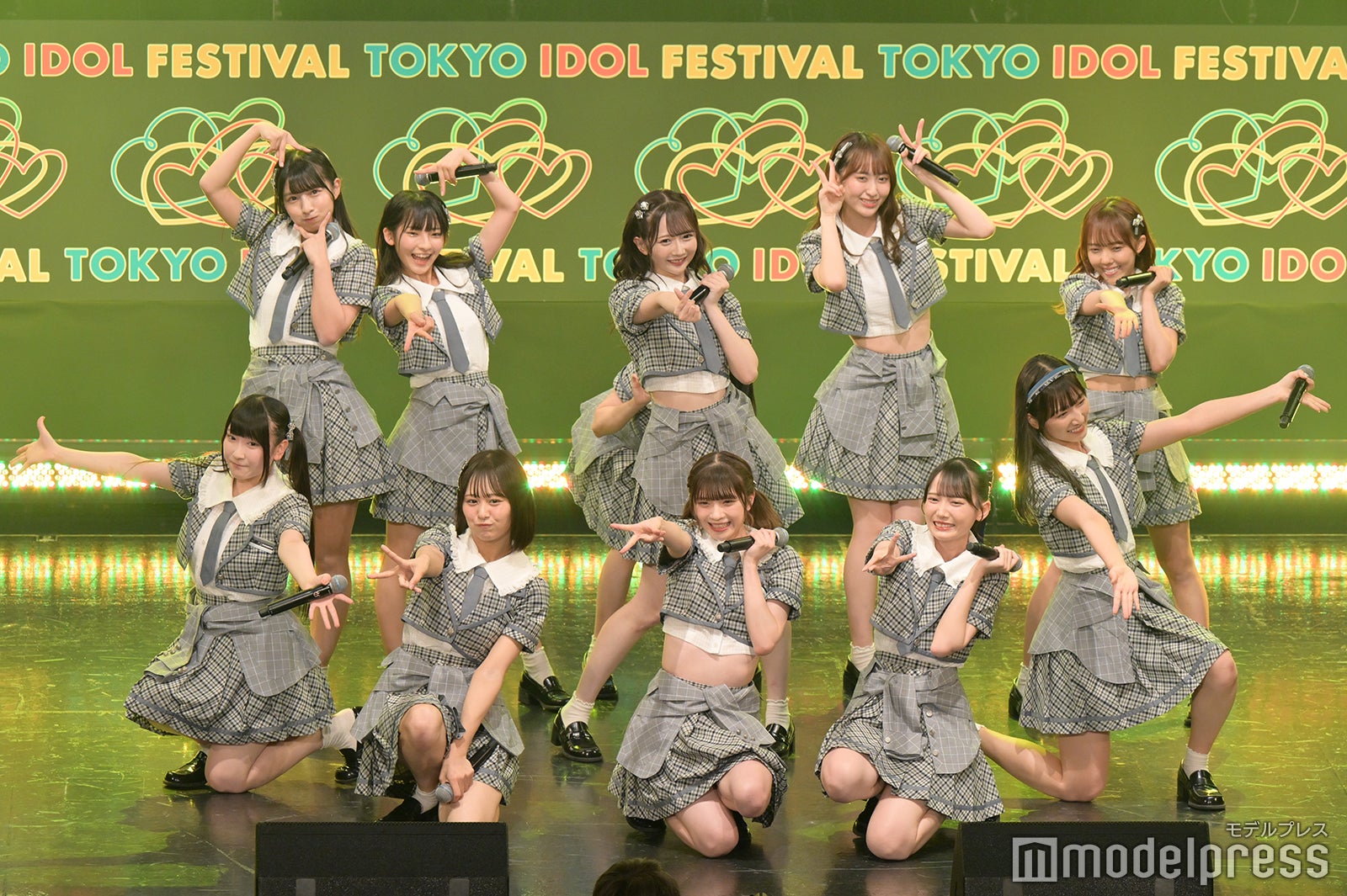 ≠ME （C）モデルプレス