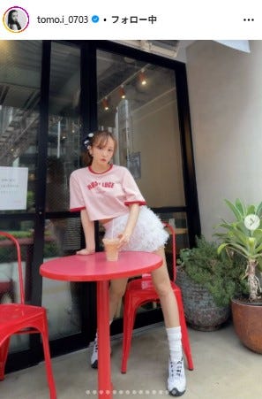 板野友美Instagramより