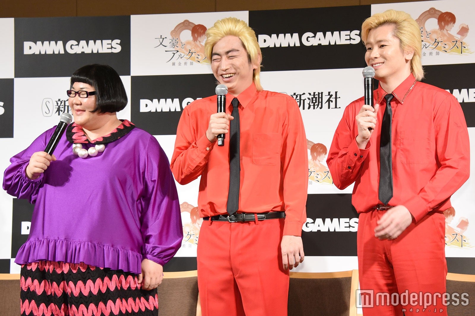 安藤なつ、カズレーザーのコスプレ姿の羽田圭介氏、カズレーザー （C）モデルプレス