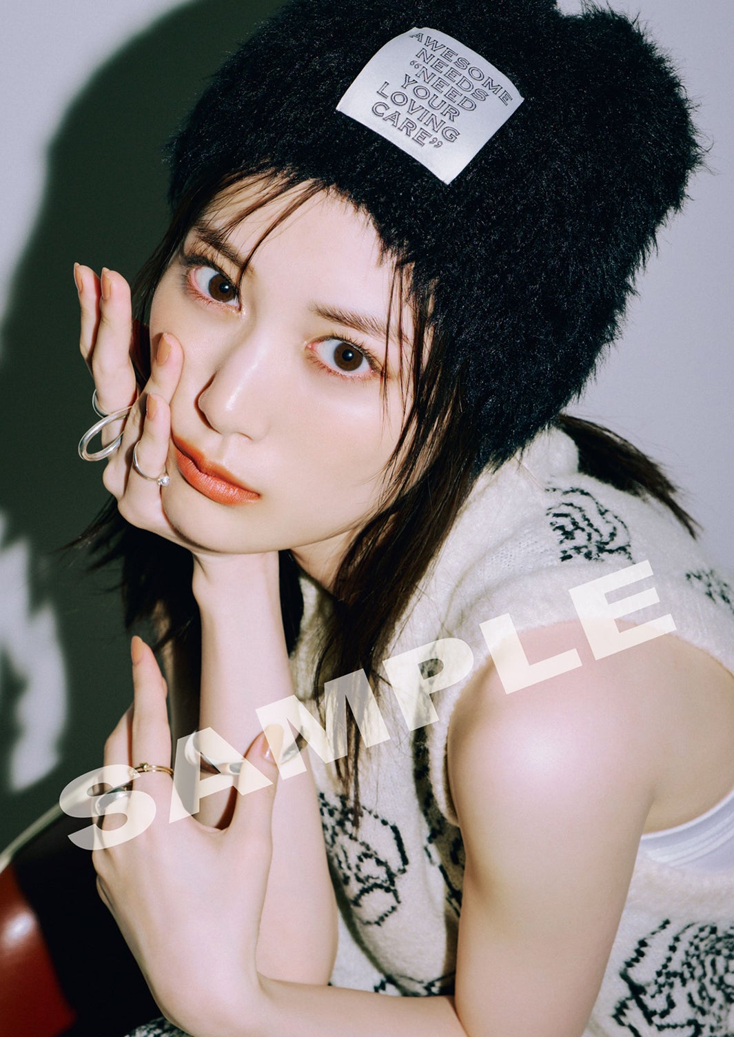 山下美月／セブン限定フォトカード（画像提供：小学館）