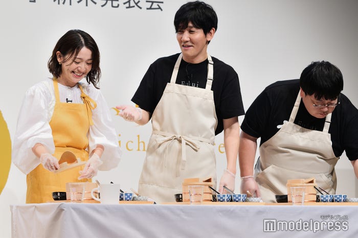 大島優子、山本浩司、関太(C)モデルプレス