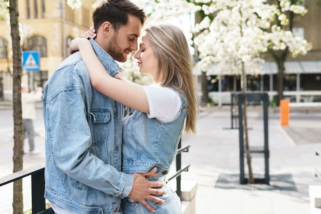 一生離さない 男が 本当に愛している女性 にだけ見せる行動４つ モデルプレス