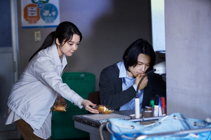 上白石萌音、松村北斗(C)瀬尾まいこ/2024「夜明けのすべて」製作委員会