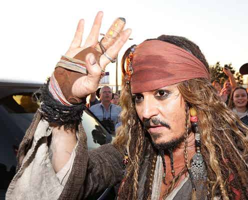 【話題】ディズニー「カリブの海賊」に乗ったらまさかのジョニー・デップ本人登場