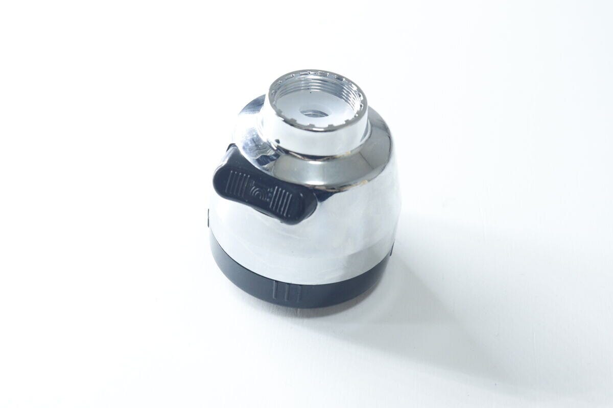 ダイソーの微細噴射シンク蛇口（2種水流）