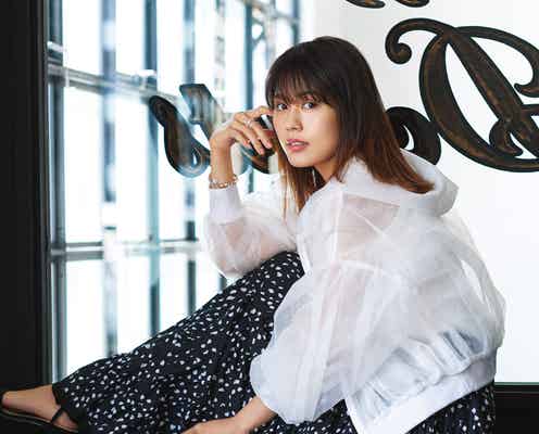 有村架純、“透け服”コーデ着こなす 撮休の過ごし方とは?