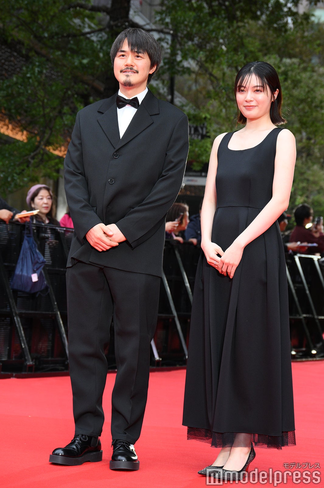 押山清高監督、吉田美月喜（C）モデルプレス