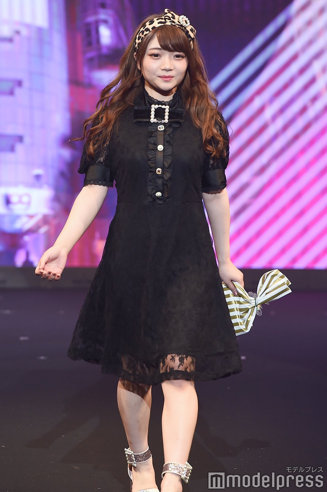 （C）モデルプレス