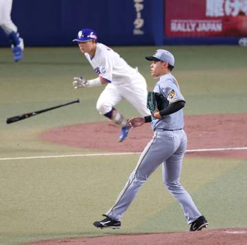 【解説】6失点KOの阪神・早川 展開の怖さを知る登板に 三回に足のある田中を内野安打で出塁させたところから歯車狂う