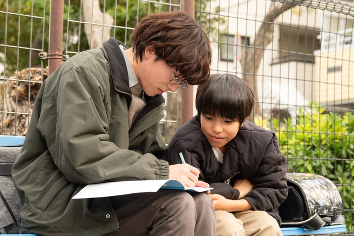 末澤誠也、黒川晏慈「彼女と彼氏の明るい未来」第6話より(C)「彼女と彼氏の明るい未来」製作委員会・MBS