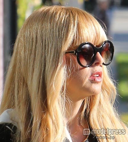 先日のレイチェルは顔が膨らみ、別人のように。x17online.com / Zeta Image