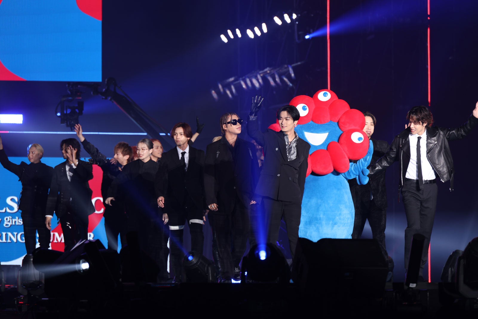 THE RAMPAGE、シークレット出演で歓声止まず 後輩・PSYCHIC FEVERと共演【TGC 2024 S／S】