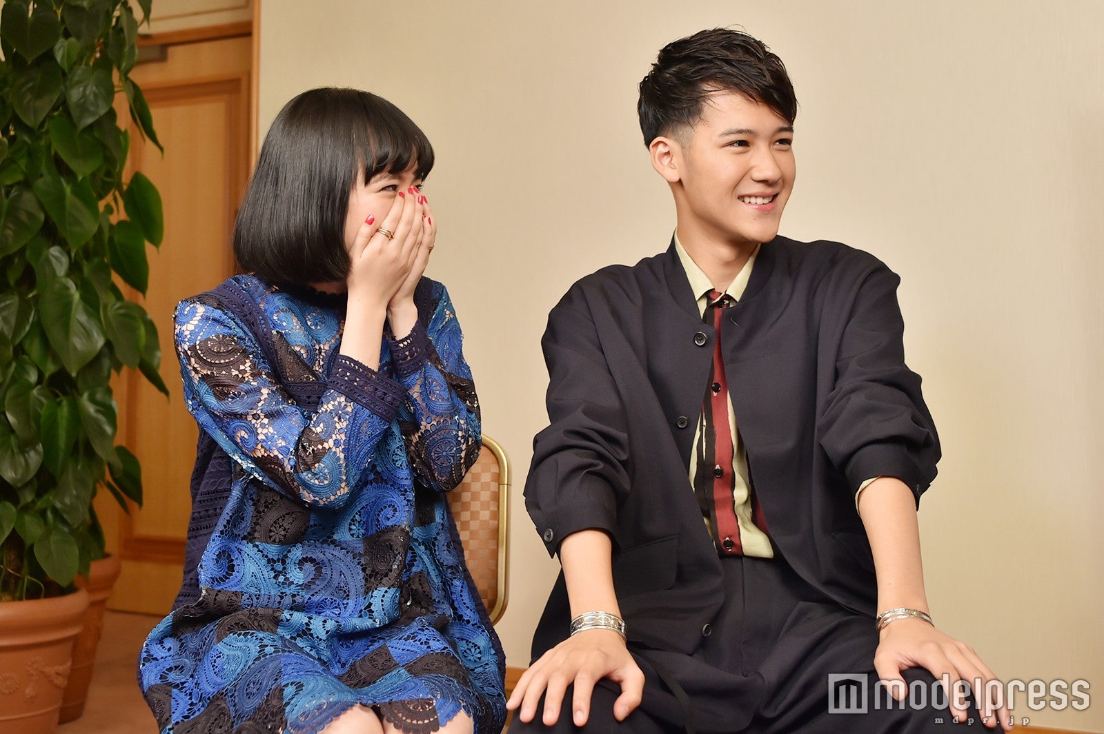 小島藤子、葉山奨之（C）モデルプレス