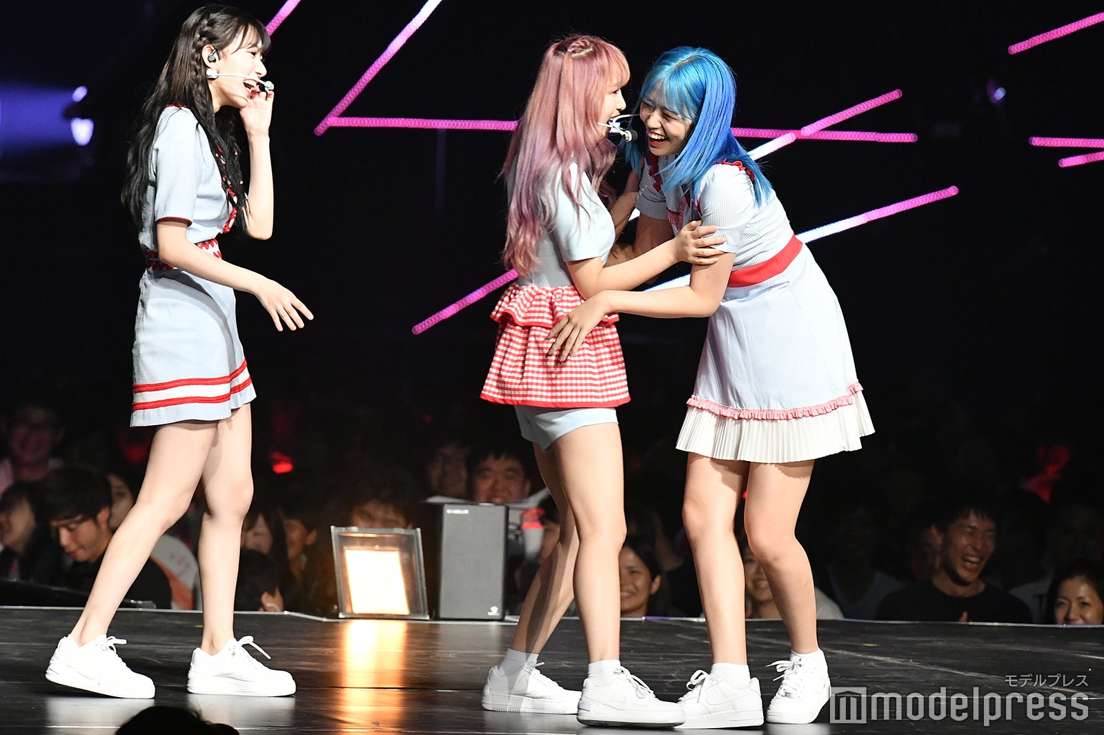 チェ・イェナ、アン・ユジ（C）モデルプレス