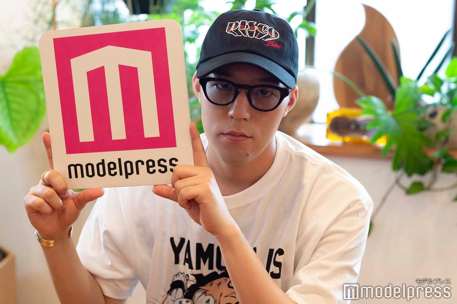 世界（C）モデルプレス