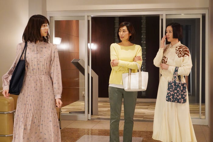 西野七瀬・木村多江・原田知世/「あなたの番です」第3話より(C)日本テレビ