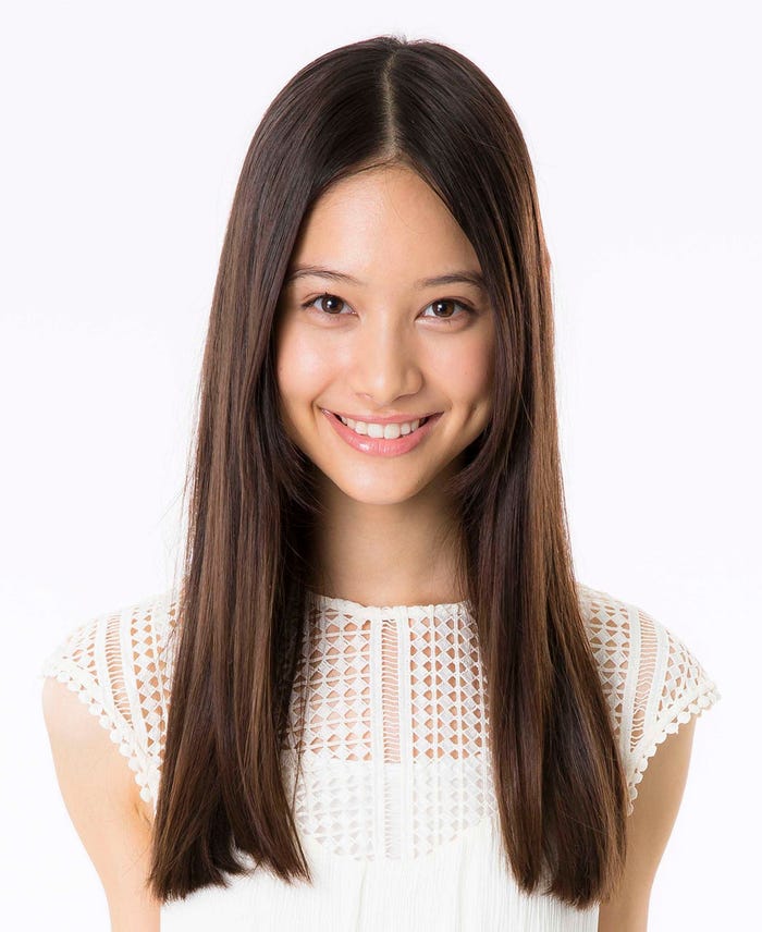 長谷川ニイナ(画像提供:所属事務所)