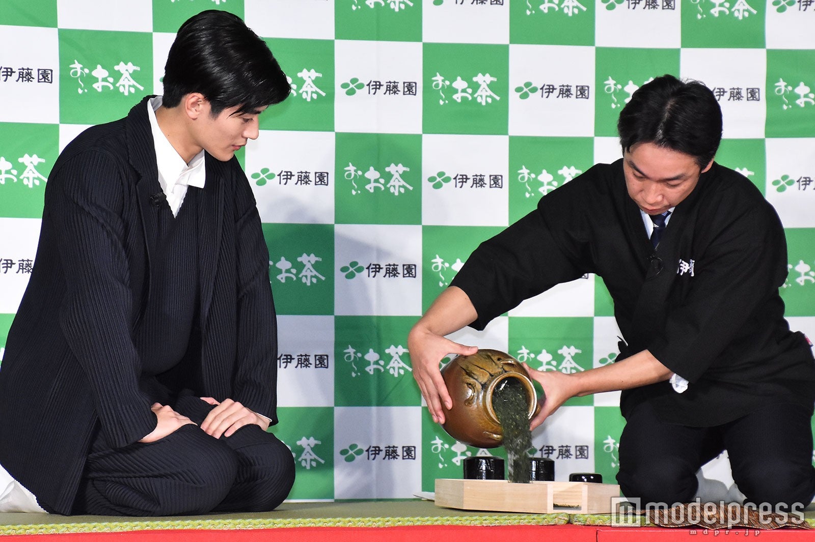 口切りの茶事を体験 （C）モデルプレス