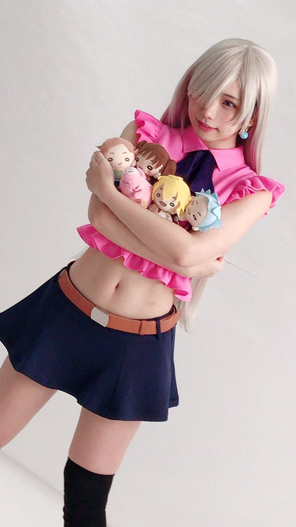 えなこ（C）週刊少年マガジン