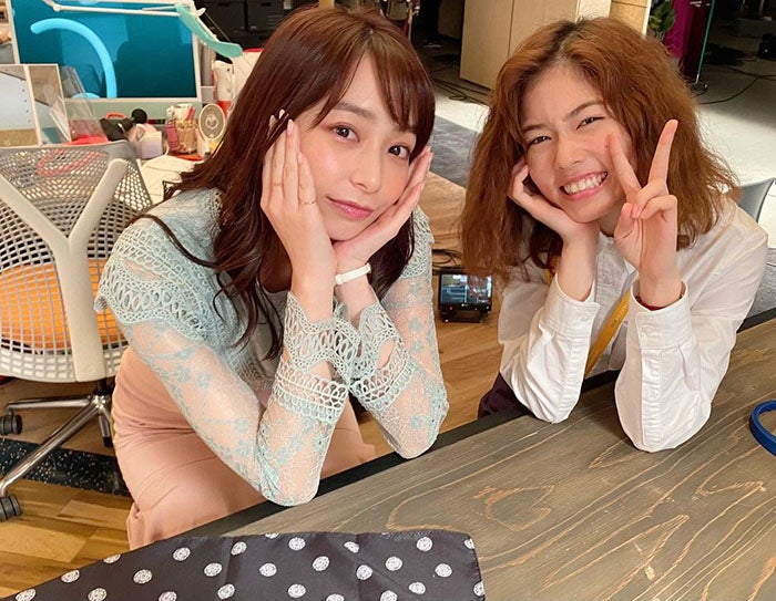 宇垣美里 バスト押し付けも巧みなディフェンスで視聴者を翻弄 モデルプレス 宇垣美里 バスト押し付けも巧みなディフェンスで視聴者を翻弄 モデルプレス