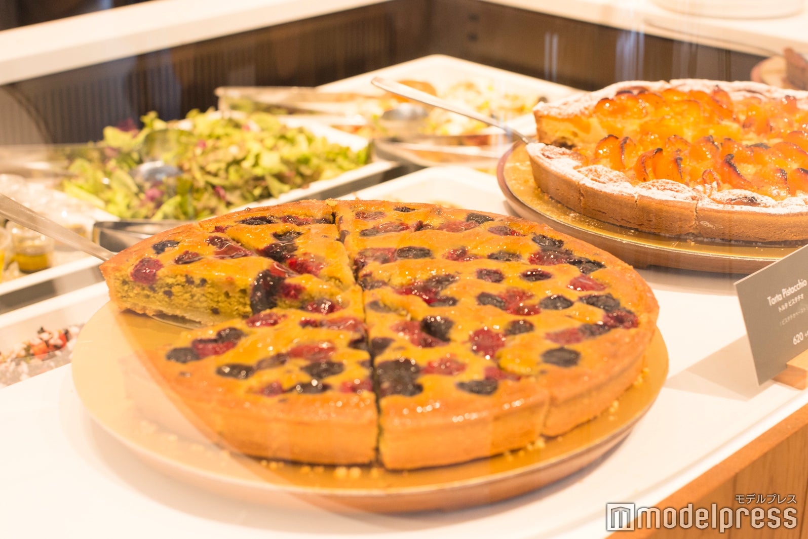 フルーツたっぷりのデザートメニューも（C）モデルプレス