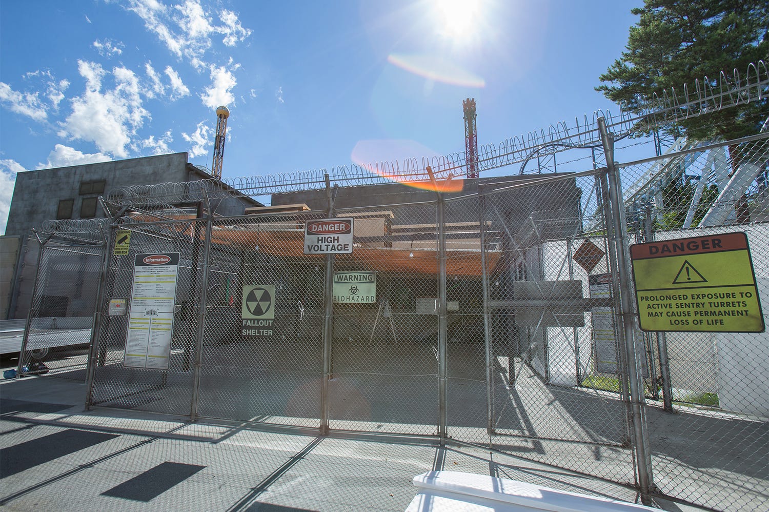 入園無料化の富士急ハイランド、「絶望要塞」「戦慄迷宮」人気アトラクションがリニューアル