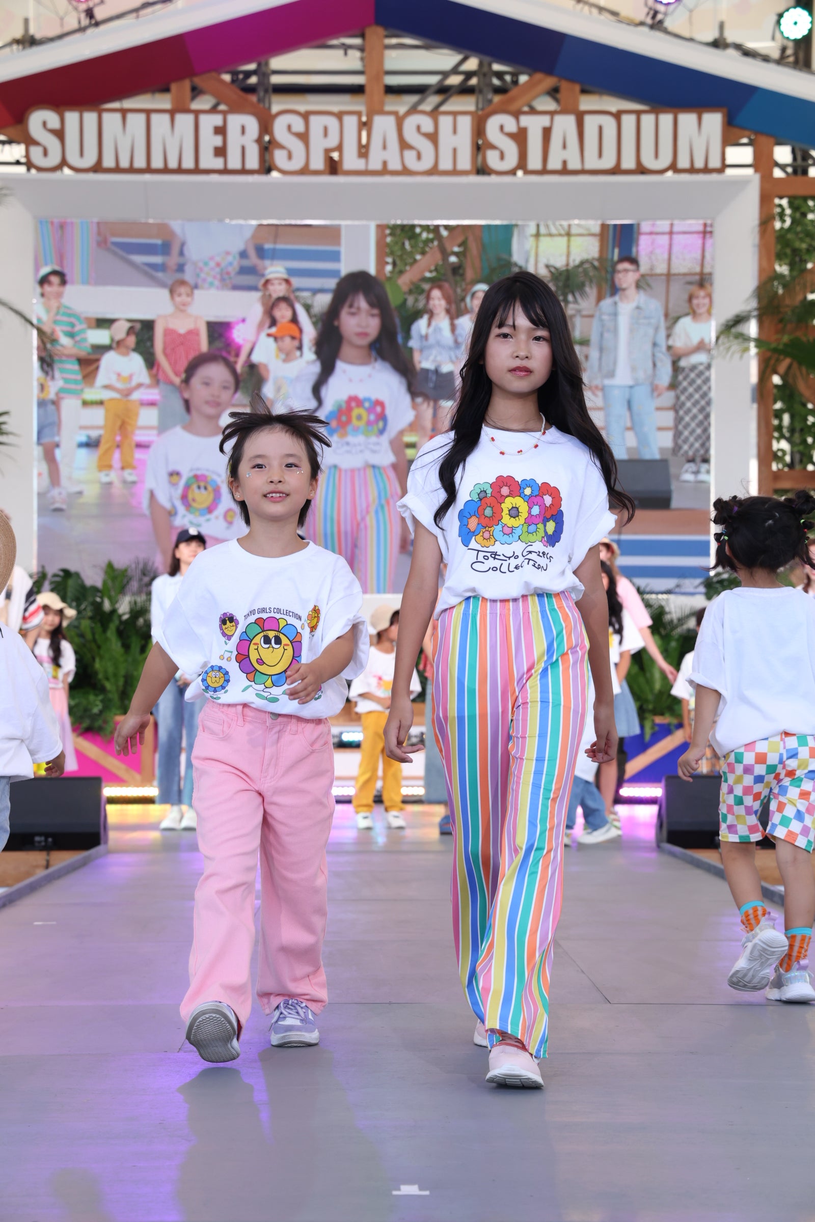 「お台場冒険王2023 SUMMER SPLASH！TOKYO GIRLS COLLECTION〜」未来STAGEの様子（提供写真）