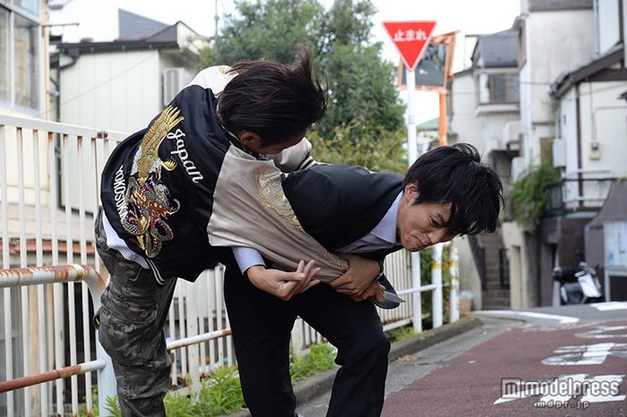 松坂桃李/「サイレーン」第1話・場面カット/画像提供:関西テレビ