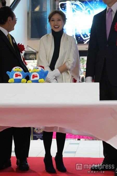 AAA伊藤千晃、沖縄上陸でファン歓喜