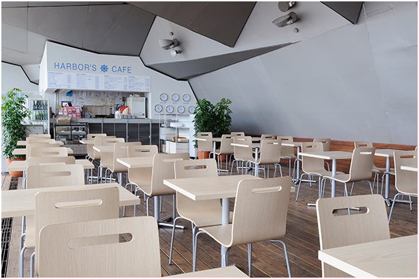 「HARBOR’S CAFE（ハーバーズカフェ）」／「HARBOR‘S CAFE（ハーバーズカフェ）」オフィシャルサイトより