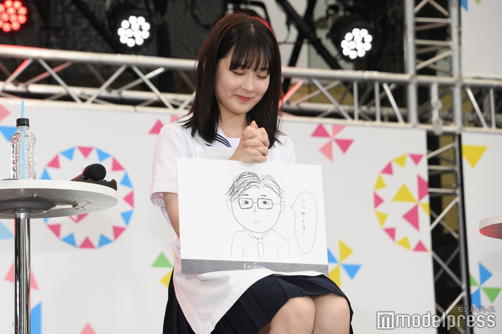 西畑大吾に負けないことを祈る畑芽育（C）モデルプレス