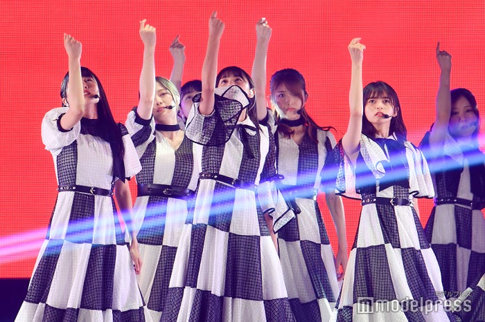 乃木坂46(C)モデルプレス