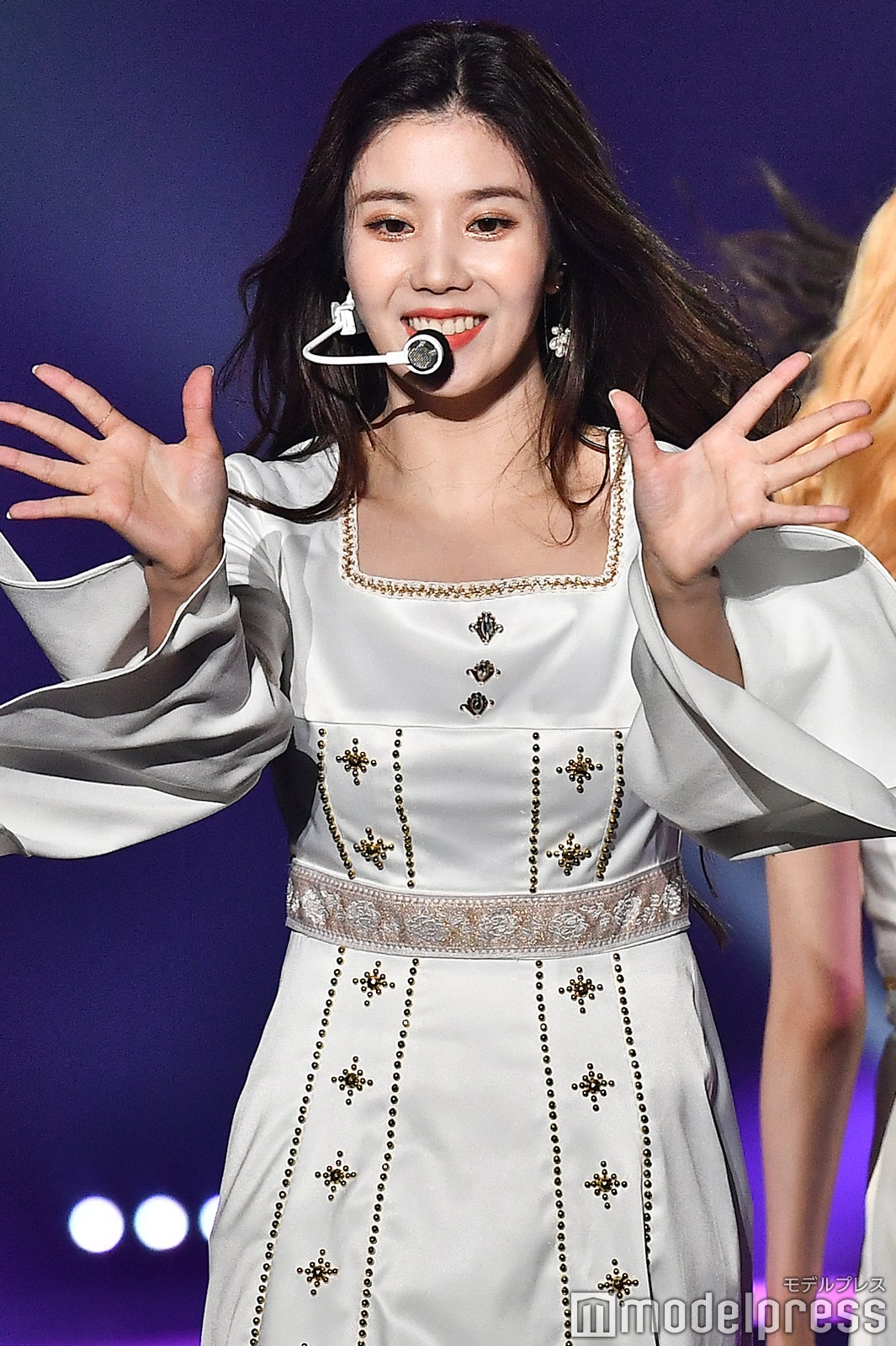 IZ*ONE （C）モデルプレス